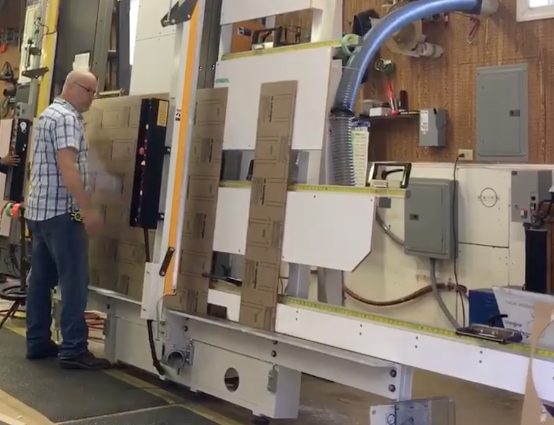 image of a saw machine